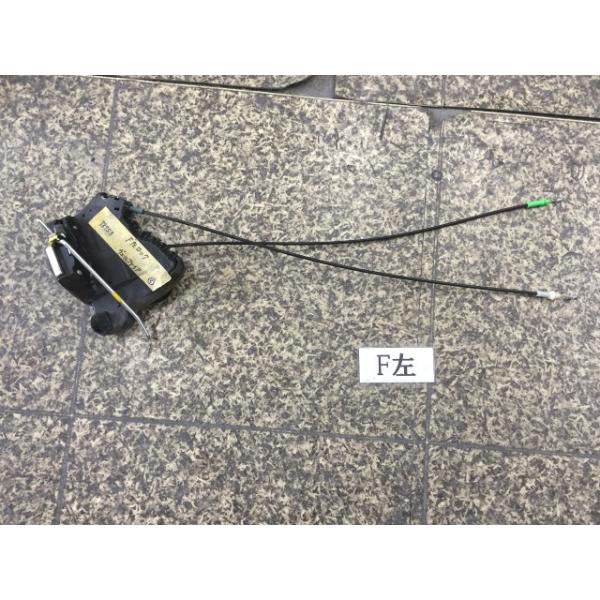 ヴェルファイア DBA-GGH25W 左Fドアロック アクチュエータ 202 78753