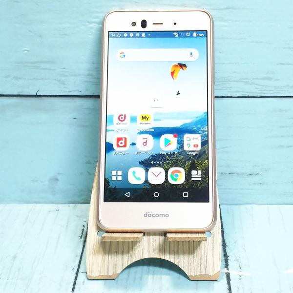 商品は本体（バッテリー内蔵）のみです。その他の付属品はありませんのでご注意ください。【特記事項】なし。【バッテリー性能】[検品時]Androidの電池性能表示 - 内蔵電池の充電能力は良好です（80%以上)【液晶の状態】複数の擦り傷と色むら...