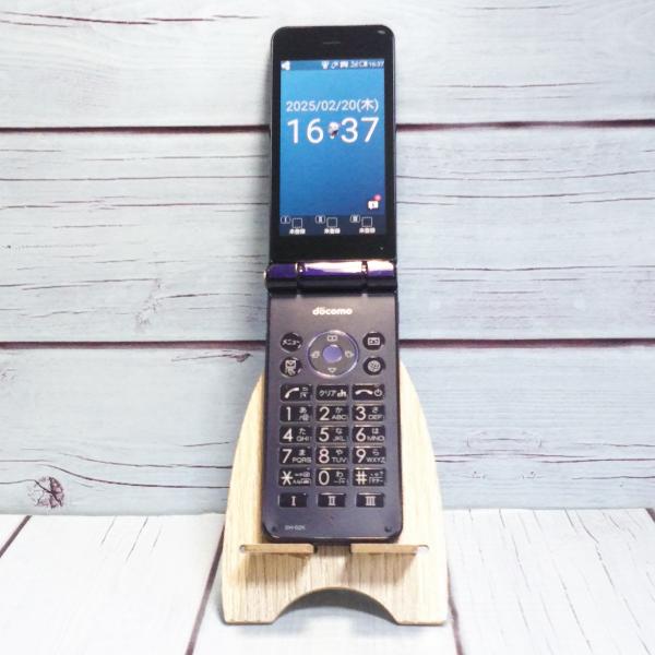 ネットワークに利用制限がかかった場合、全額返金させていただきます。商品は本体（バッテリー内蔵）のみです。その他の付属品はありませんのでご注意ください。【特記事項】カメラレスケータイです。【バッテリー性能】著しい性能低下がないことを確認してい...