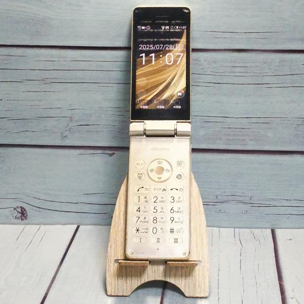 ネットワークに利用制限がかかった場合、全額返金させていただきます。商品は本体（バッテリー内蔵）のみです。その他の付属品はありませんのでご注意ください。【特記事項】液晶・外装の状態が良くないため訳あり品としてお安めに販売中です。【バッテリー性...