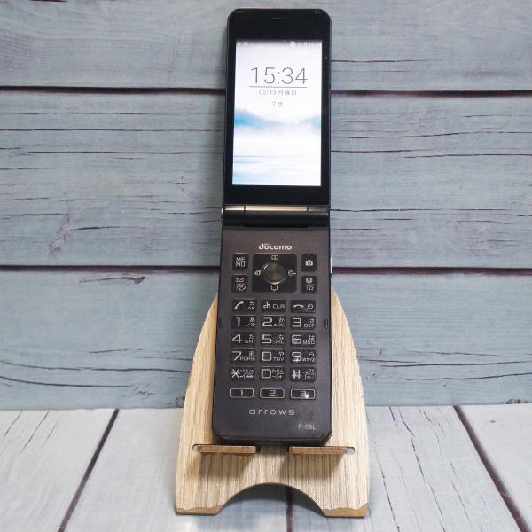 商品は本体（バッテリー内蔵）のみです。その他の付属品はありませんのでご注意ください。【特記事項】擦り傷によりカメラに曇りがみられます。【バッテリー性能】著しい性能低下がないことを確認しています（OSからの性能確認不可）【液晶の状態】擦り傷と...