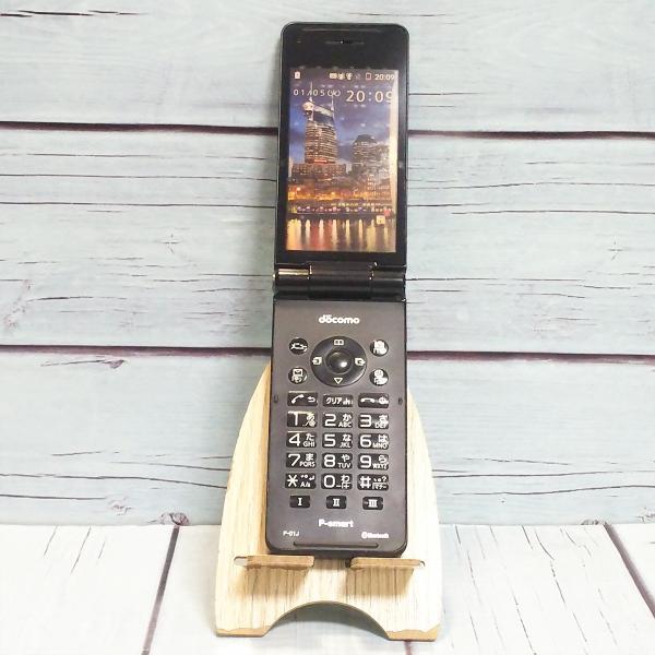 ネットワーク判定○のため安心してお使いいただけます。商品は本体（バッテリー内蔵）のみです。その他の付属品はありませんのでご注意ください。【特記事項】表示不良のためジャンク品での出品です。また水没反応とアウトカメラ曇りがみられます。【バッテリ...