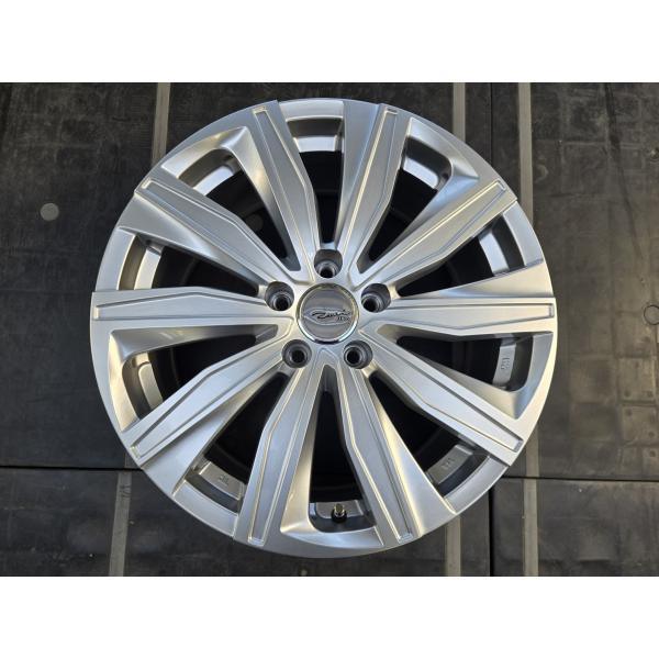 【送込】アウディ A4(8K) 他★ユーロツヴァイ FK-10★18X8.0J 5H112 インセット+47★中古ホイール4本