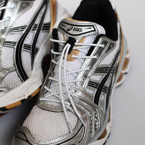 伸縮性のあるレースとレースロックのセットで、スピーディーかつ結ばずにシューレースの脱着が可能なGETABACO(ゲタバコ)のTECH LACES。継続するテック要素を取り入れた、ファッショントレンドにもマストな一品です。トレイルランニングモ...