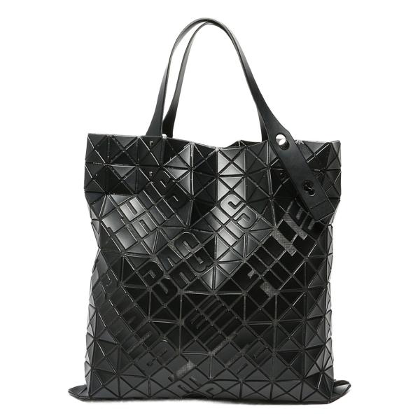 TOP | BAO BAO ISSEY MIYAKE 造形美と機能が調和した正三角形