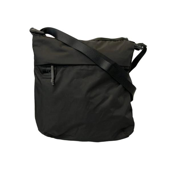 hugall_rc-it2lt31jg924-m5pp