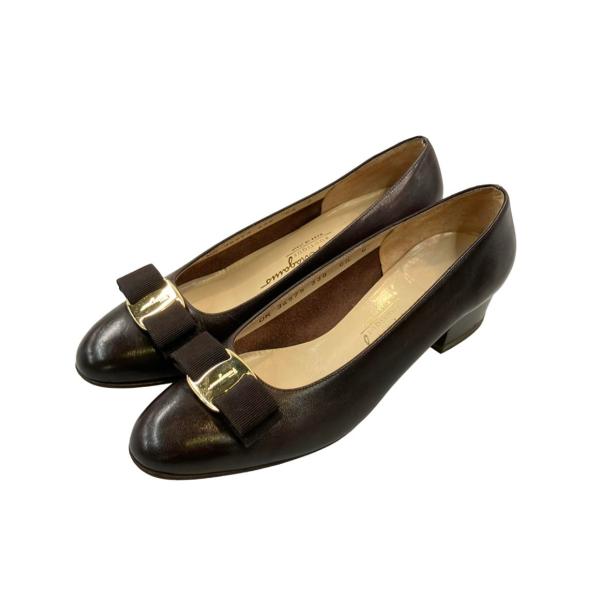 美品✨ Ferragamoサルヴァトーレフェラガモ オープントゥ パンプス 24 サルヴァトーレフェラガモ パンプス ヴァラ レディース SIZE 6 1/2