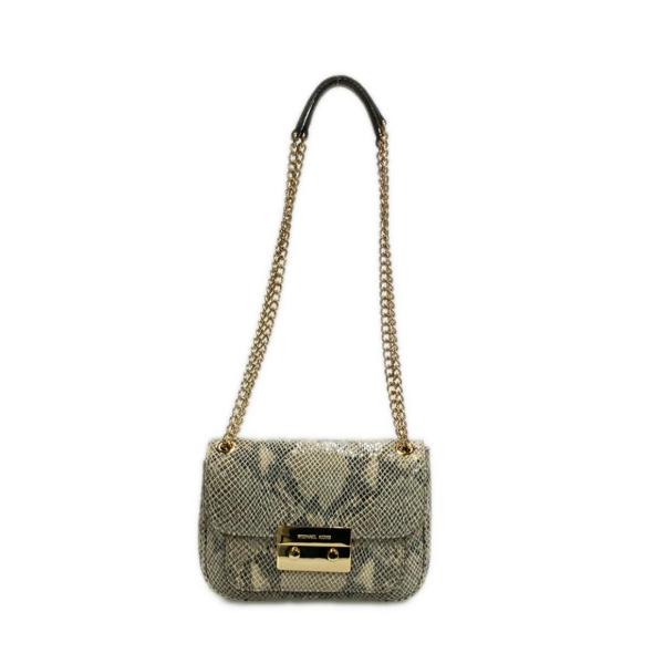 hugall_rc-itk56yfbbax8-a5ur