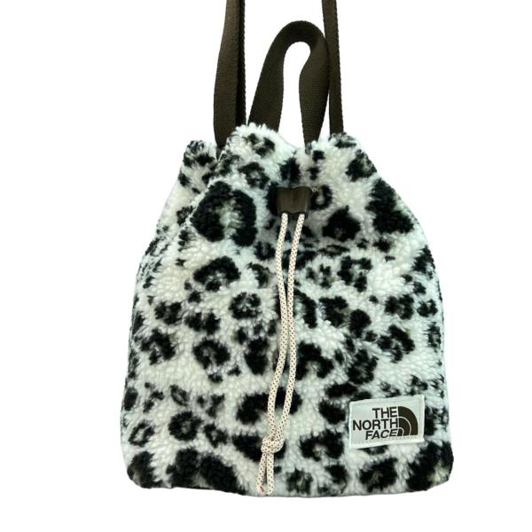 hugall_rc-ito0dfedcvno-bbae