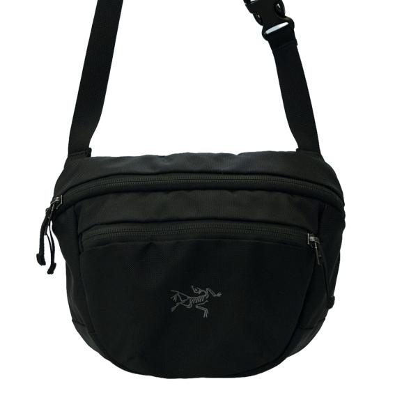 【ARC'TERYX】MAKA2ショルダーバッグ カーキ 17172 旧廃盤 ARC'TERYX - 【美品】 ARC'TERYX / アークテリクス | MAKA 2