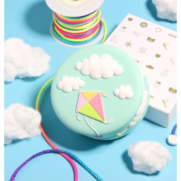 [Release date: October 30, 2018]◆高級合成樹脂を採用し、木製ケースにありがちなカビ等の心配がありません。◆防湿・抗菌作用のある活性炭入りで、より衛生的に長期保管が可能です。◆1本ずつしっかりとホールドし、お子...