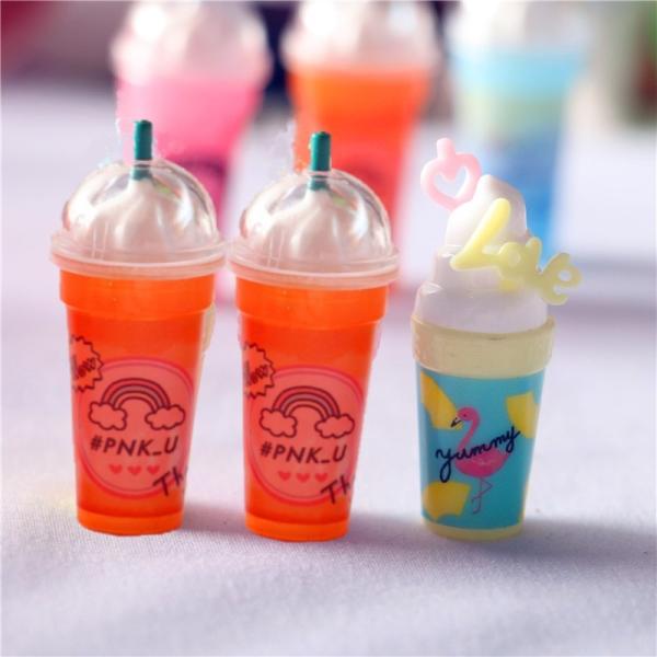 ※お急ぎの場合は、ご注文時に※※＜宅配便＞をご選択ください（有料）※ミニチュア雑貨 カップアイス　シルバニアの家具の実寸とほぼ同じスケール感ですのでシルバニアにもお使い頂けそうです素　材：樹脂カラー：オレンジ　イエローサイズ：オレンジ　40...