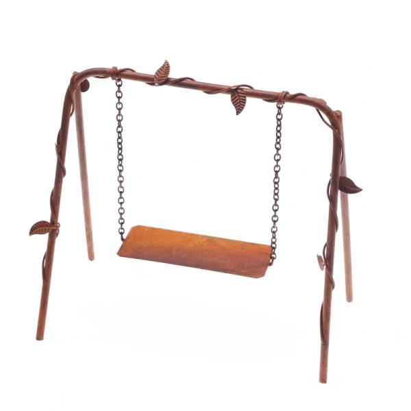 ※お急ぎの場合は、ご注文時に※※＜宅配便＞をご選択ください（有料）※ミニチュア雑貨 庭のぶらんこ　エイジングお庭に雰囲気のあるブランコを配置しては。葉っぱが絡まるお洒落な遊具ですエイジング加工のクラシックなぶらんこです。※撮影用小物は付属し...