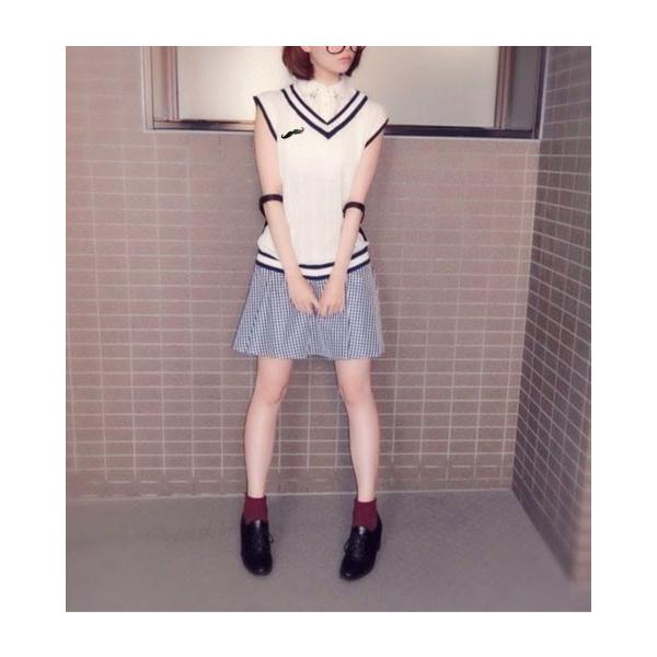 ヒゲ、サングラスアクリルバッジ