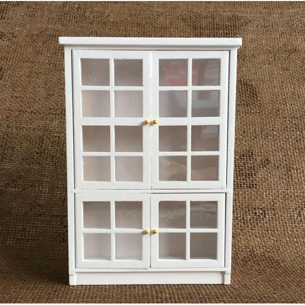 ※お急ぎの場合は、ご注文時に※※＜宅配便＞をご選択ください（有料）※ミニチュア雑貨 本棚　シルバニアの家具の実寸とほぼ同じスケール感ですのでシルバニアにもお使い頂けそうです素　材：木カラー：ホワイトサイズ：　幅123mm×奥行35mm×高さ...