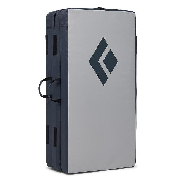 hutwall-climbing_bd18409