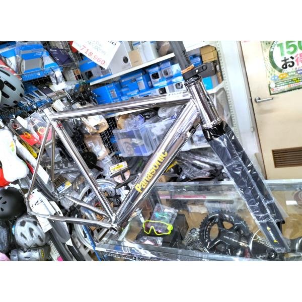 新品 パナソニック チタン / ロードバイク FRTD05A-TPＰＯＳ　ロード　フレームセット530ｍｍサイズ／530ｍｍカラー／チタン正規品スルーアクスル.ディスクブレーキチューブ/TITANIUM　3Dオプティマムバテッド 適合シート...