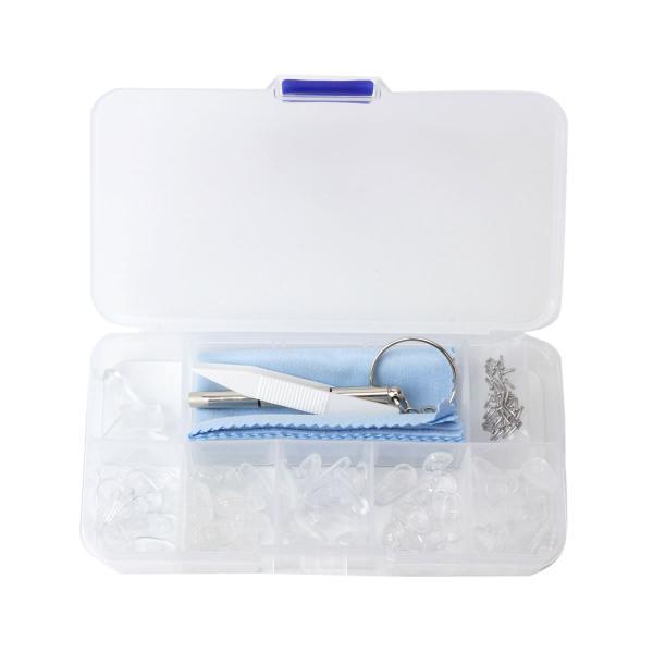 これだけで自分で簡単に変えられる！メガネ鼻パッド交換キット。商品仕様ケースサイズ：約12.3cm×約6.5cm×約2.2cm素材：シリコン、PVC、プラスチックセット内容鼻パッド5種類×5ペア、多機能ミニドライバー×1、ピンセット×1交換用...