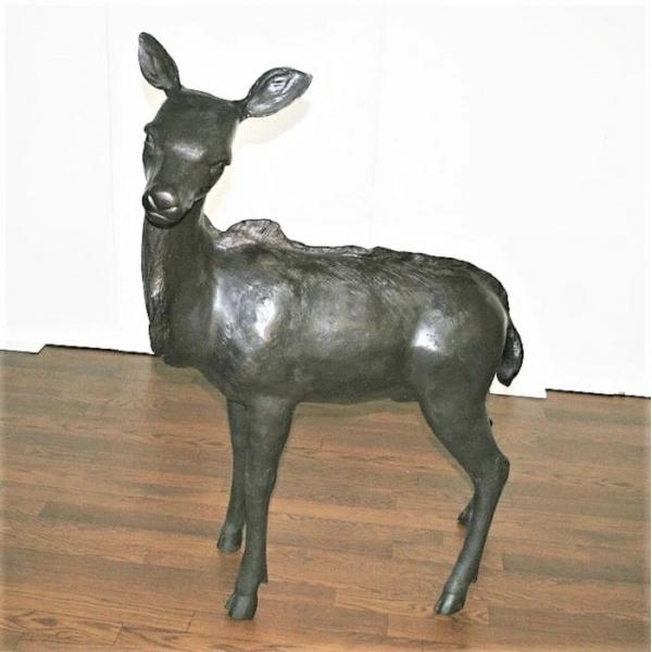 【美品】シカ　鹿　銅製　ヨーロッパ　置物　インテリア　工芸品　美術品　A2523 美品】シカ 鹿 銅製 ヨーロッパ 置物 インテリア 工芸品 美術品