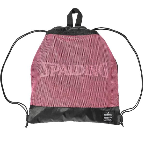[Release date: December 3, 2025]◎内容：マゼンタピンクのアクセントが効いた、7号球収納可能な多機能ナップサック。アイコニックな正面のファスナー付きメッシュポケットが特徴の、デイリーユースに最適なナップサックで...