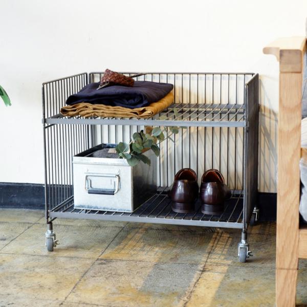 ■■■おもな特長■■■ハイセンスで使い勝手抜群なワイヤーワゴン。鉄ならではの重厚感や無機質でインダストリアルな雰囲気が魅力のワイヤーワゴンです。簡単に組立てができるうえに強度や安定感も抜群。洋服や鞄、雑貨などディスプレイ感覚で自由に収納でき...