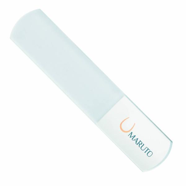 踵(かかと)の角質をケアするためのガラス製ヤスリです。絶妙な目の粗さで、踵(かかと)を美しく、心地よく整えることができます。扱いやすい厚さと幅広形状、水洗いもできて衛生的です。品番FF-001 全長135mm 厚さ6mm 重量52g 素材ガ...