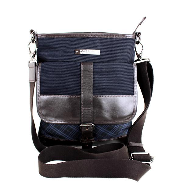 バーバリー ブラックレーベル ショルダーバッグ 美品 ネイビー 紺 r129  