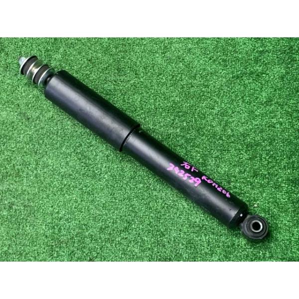 ハイエース ADF-KDH206V 右Fショックアブソーバー 48511-80105 : IAC