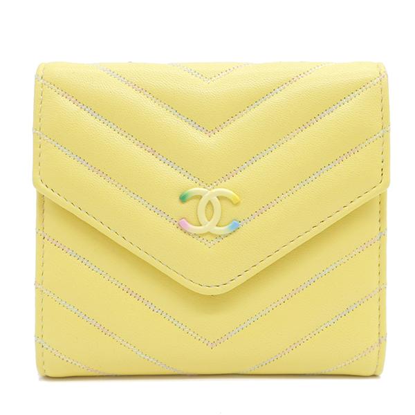 CHANEL シャネル 三つ折り財布 シェブロン Vステッチ ウォレット CHANEL シャネル 三つ折り財布 シェブロン Vステッチ ウォレット