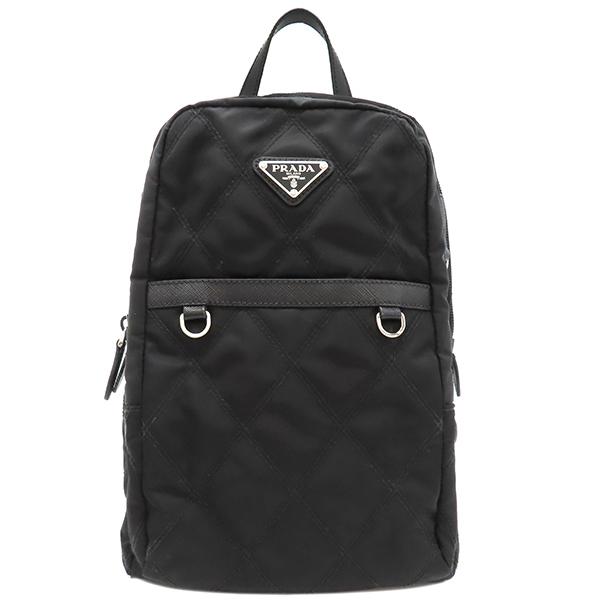 【良品】PRADA プラダ　ナイロン　リュック　バックパック　三角プレート　黒 PRADA プラダ リュックサック バッグパック ナイロン三角ロゴ