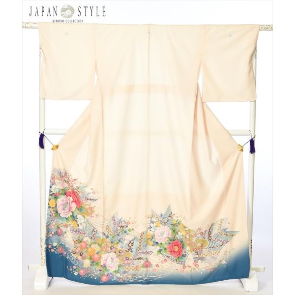 色留袖 留袖 レンタル ジャパンスタイル 色留袖レンタルフルセット8AB76 ブランド色留袖レンタル 比翼仕立て 三つ紋 着物 結婚式 貸衣装 親族衣裳 祖母 叔母 義姉 姉 牡丹 オフホワイト 149cm〜167cm位まで 足袋プレゼント...