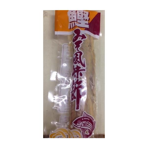 極上のかつお生利節を独自の製法にて調味したみそで衛生的に仕上げた製品です。袋から出して味噌はつけたままお召し上り下さい。原材料名：かつお、みそ、しょうが、砂糖、みりん、調味料（アミノ酸等）、甘味料（甘草、ステビア）、漂白剤（次亜硫酸Na）