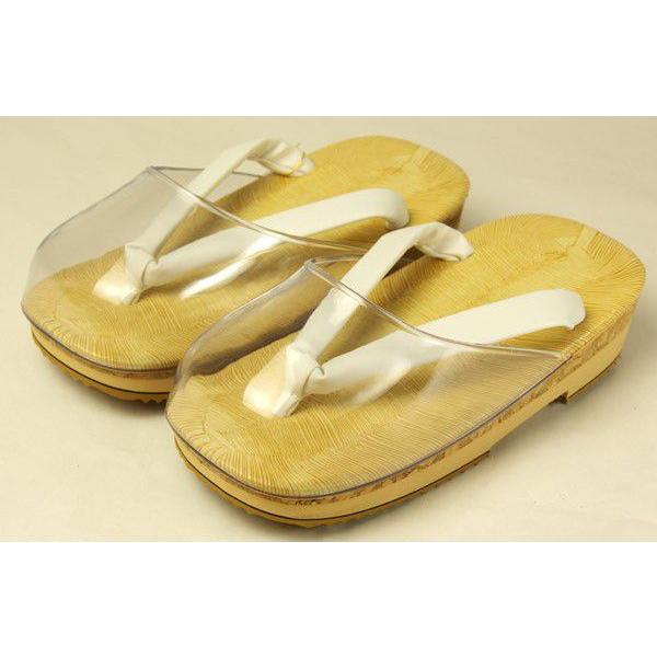 男物着物雨・雪用カバー付かかと高　白鼻緒スポンジゴム底右近型底雪駄LLサイズ(特大)　お祭り、フォーマル、お寺、神社、仕事用履物雨、雪の際に足袋が汚れにくい透明カバー付、白鼻緒のスポンジゴム底雪駄。底が右近の形状で通常の雪駄よりかかとが高く...