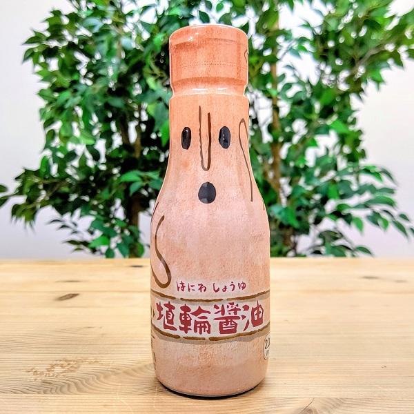 堺市にある、大醤株式会社！国産丸大豆醤油を使用しております。可愛い埴輪をモチーフに、卓上にピッタリサイズのお醤油です。ご家庭に、お友達のプレゼントにいかかでしょうか。