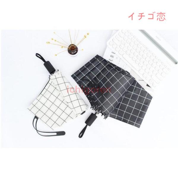 ichigoren1011-05ys【素　材】ポリエステル、ナイロン【カラー】ブラック　ホワイト【実寸】60*98cm【重量】320g 【商品特徴】☆簡単便利！折りたたみ傘！☆片手でもさっと使え、急な雨の日や、車の乗り降り時、子供を抱いてい...
