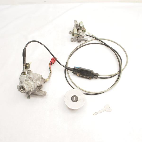 マジェスティ250 SG03J-012 00年外し純正メインキー キーシリンダー