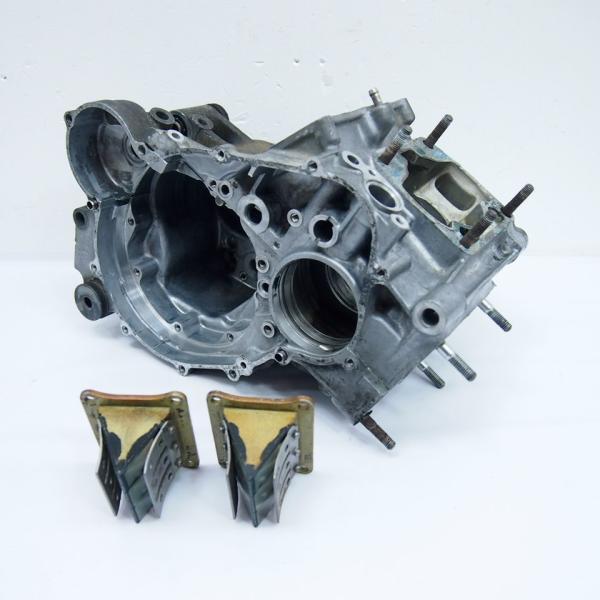 NSR250R MC18 88年 純正エンジン部品クランクケース 上下 MC16E
