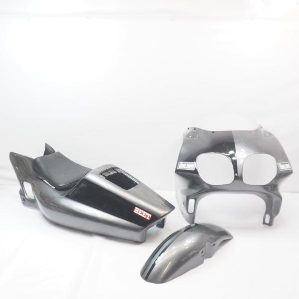 NS1前期純正アッパーカウル NS-1 ： 純正アッパーカウル、中古・破損品を購入。（前期型