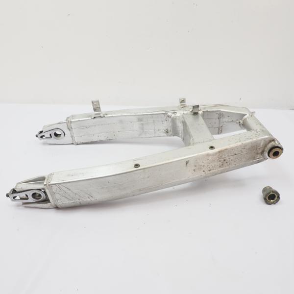 NSR250R スイングアーム ホンダ 純正 中古 バイク 部品 MC21 曲がり無し 品薄 希少品 車検 Genuine eF NSR250R MC18純正スイングアーム リア リヤ アーム ゆがみ無 88₋
