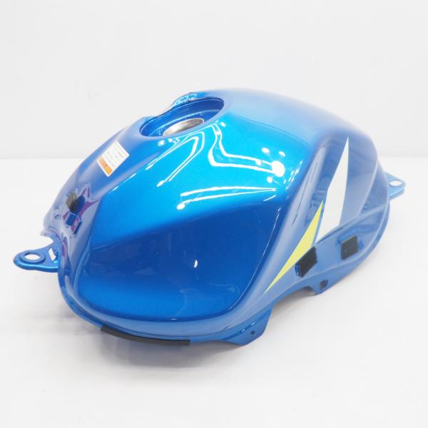 GSX250T純正ガソリンタンク GSX250R純正ガソリンタンク燃料タンク フューエルタンク DN11A
