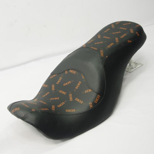 リーチ DEMO シート Harley Davidson ハーレー RH975 ハーレー RH975 ナイトスター リーチ・ソロシート |ハーレー