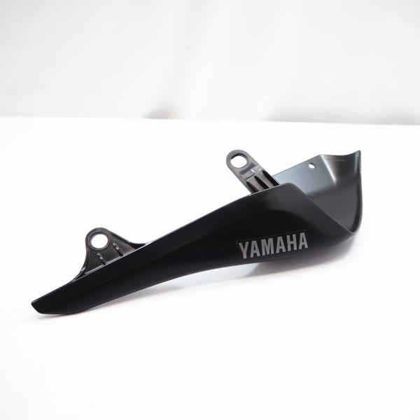 MT-07 RM33J 21年- 純正シートカウル右 リアカウル テールカウル 割れ