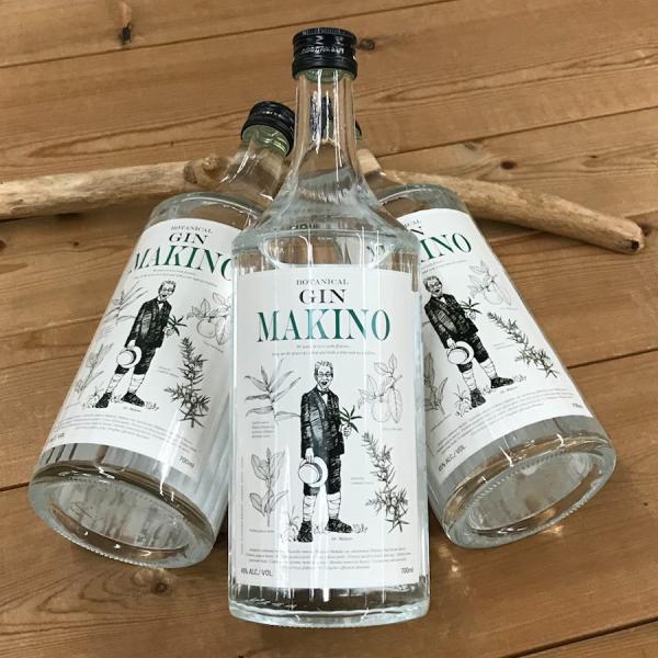 高知県初のクラフトジン司牡丹酒造がある佐川町の出身で、植物学者の牧野富太郎博士が発見し、亡き妻の名をつけた『スエコザサ』をメインに、県産柑橘類等１０種類以上のボタニカル原料を使った「ジン」です。『 ポンコツ蒸留器で高知初のクラフトジンを造り...