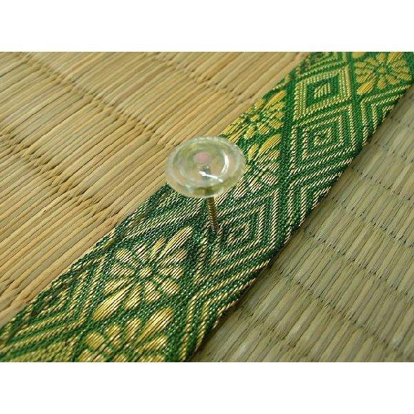 【商品名】い草上敷き、花ござ用抜けにくい上敷鋲２４本入(約４．５畳用目安)【カラー】クリアー【生産国】日本製【入り数】２４本入り(約４．５畳目安)【組成・仕様】頭部：スチロール樹脂　足部：鉄・クロメートメッキ【針の長さ】約2.7cm【特徴・...