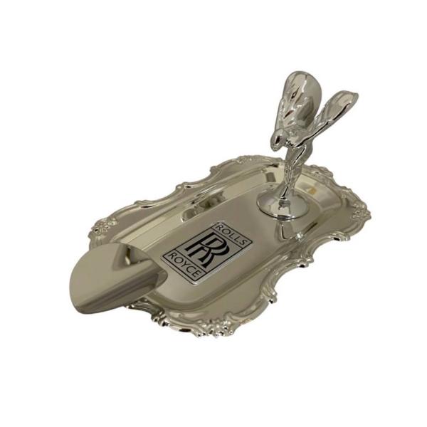 ロールスロイス フライングレディ灰皿の魅力と使い方