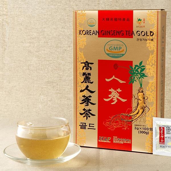 #商品の特徴 : POINT高麗人参茶 GOLDは、健康を気遣うあなたにぴったりの伝統的な韓国茶です。厳選された高麗人参を使用し、まろやかな風味と深い香りが特長の粉末茶。100包入りの紙箱に詰められているので、いつでも手軽にお楽しみいただけ...