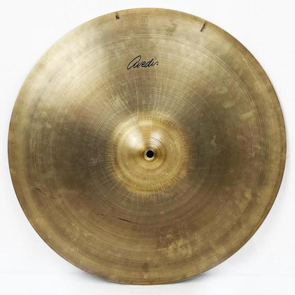 A Avedis 19"