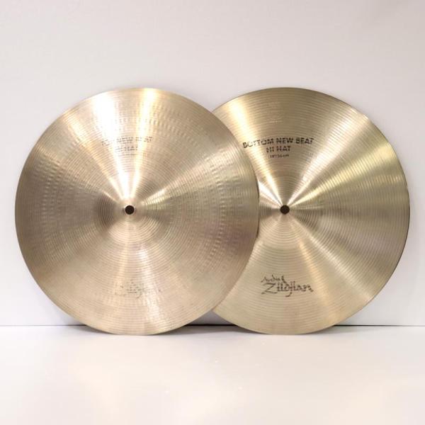 A Zildjian New Beat HiHat 14" pair