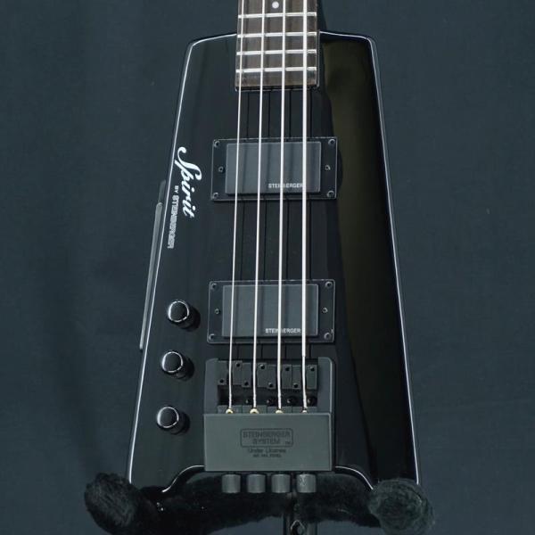 スピリットのレフトハンドモデル。当モデルはヘッドレス・ネックスタイル、コンパクトなボディーデザインの最もメジャーなルックスのレフティー・モデルです。当モデルはヘッドレス・ネックスタイル、弁当箱型のコンパクトなボディーデザインの最もメジャーな...