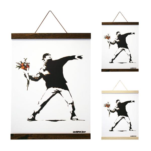 Banksy 花束を投げる男　ゴールド　wcp Flower Thrower - Wikipedia